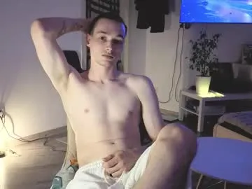 iamsomeone1234 – webcam model profile photo Image 17