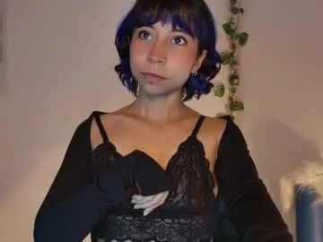 EmiliaWalker – webcam model profile photo Image 14