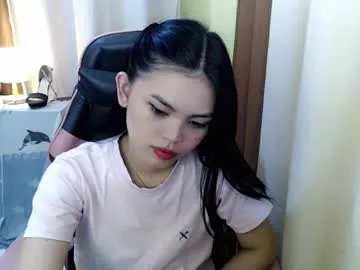 EmiliaWalker – webcam model profile photo Image 9