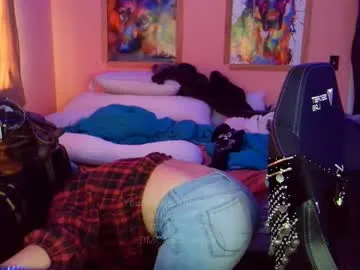 indiandesiguys2023 – webcam model profile photo Image 7