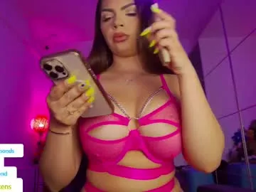 pureannuals – webcam model profile photo Image 3