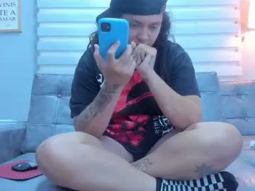 EmiliaWalker – webcam model profile photo Image 2