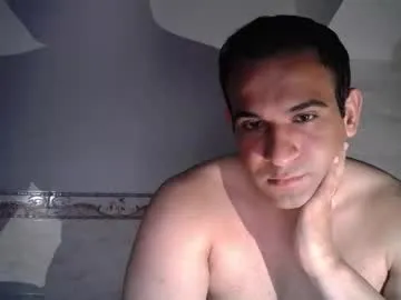 puki_hot – webcam model profile photo Image 3