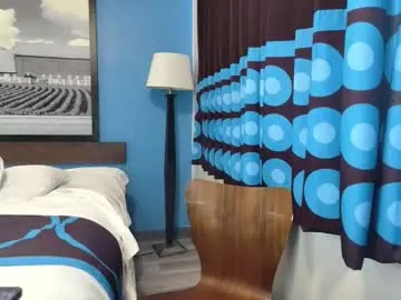 Olivia – webcam model profile photo Image 2