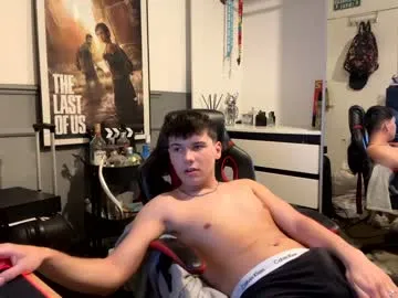 zachbritboy – webcam model profile photo