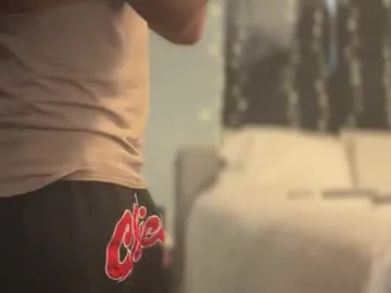 ap_couple – webcam model profile photo Image 3