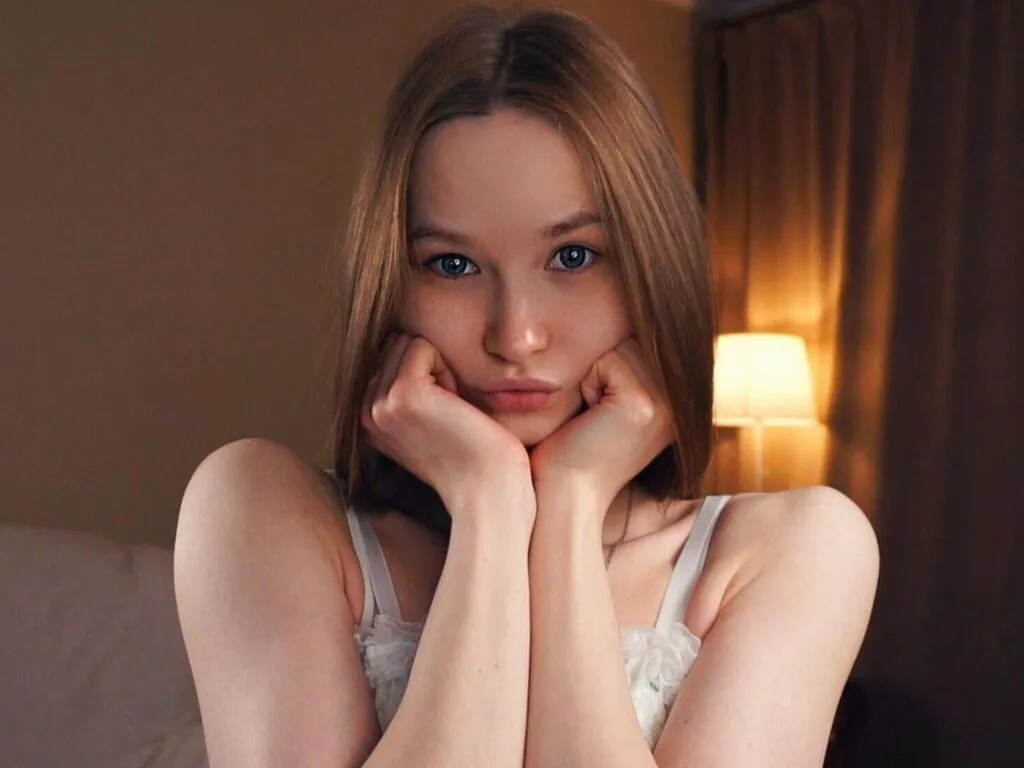FloraBanford – webcam model profile photo
