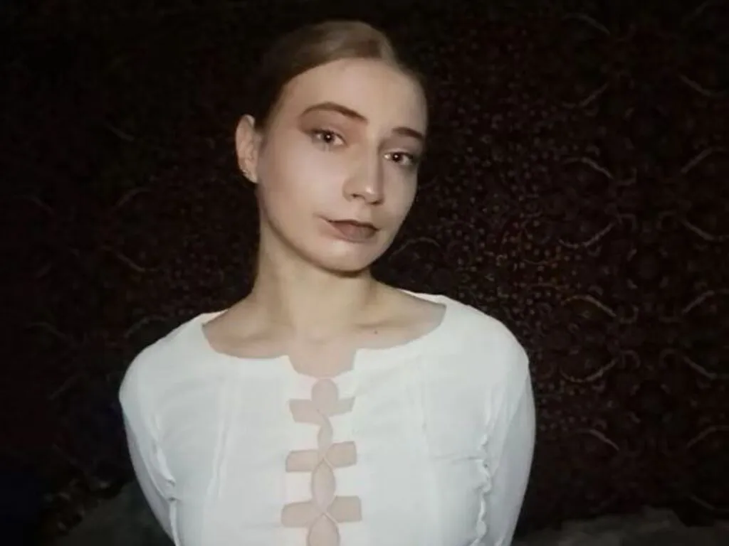 JacquieYou – webcam model profile photo