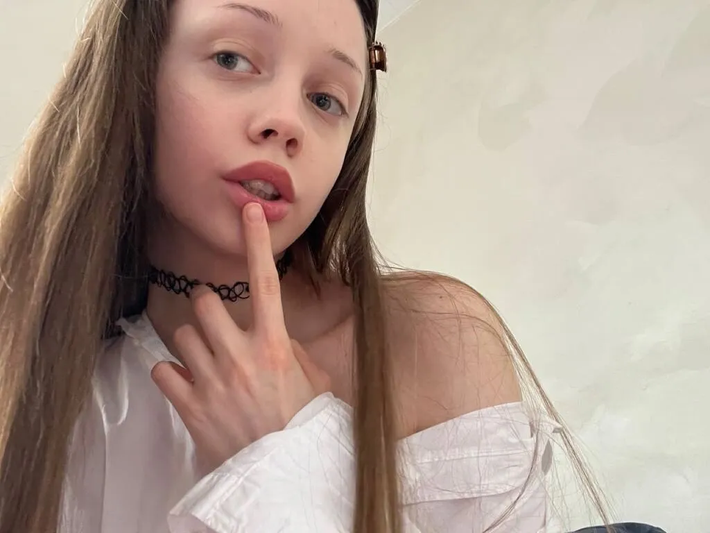 KittySanders – webcam model profile photo