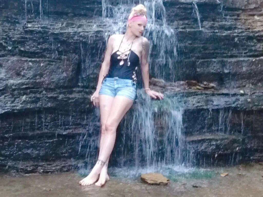 RachealDraco – webcam model profile photo